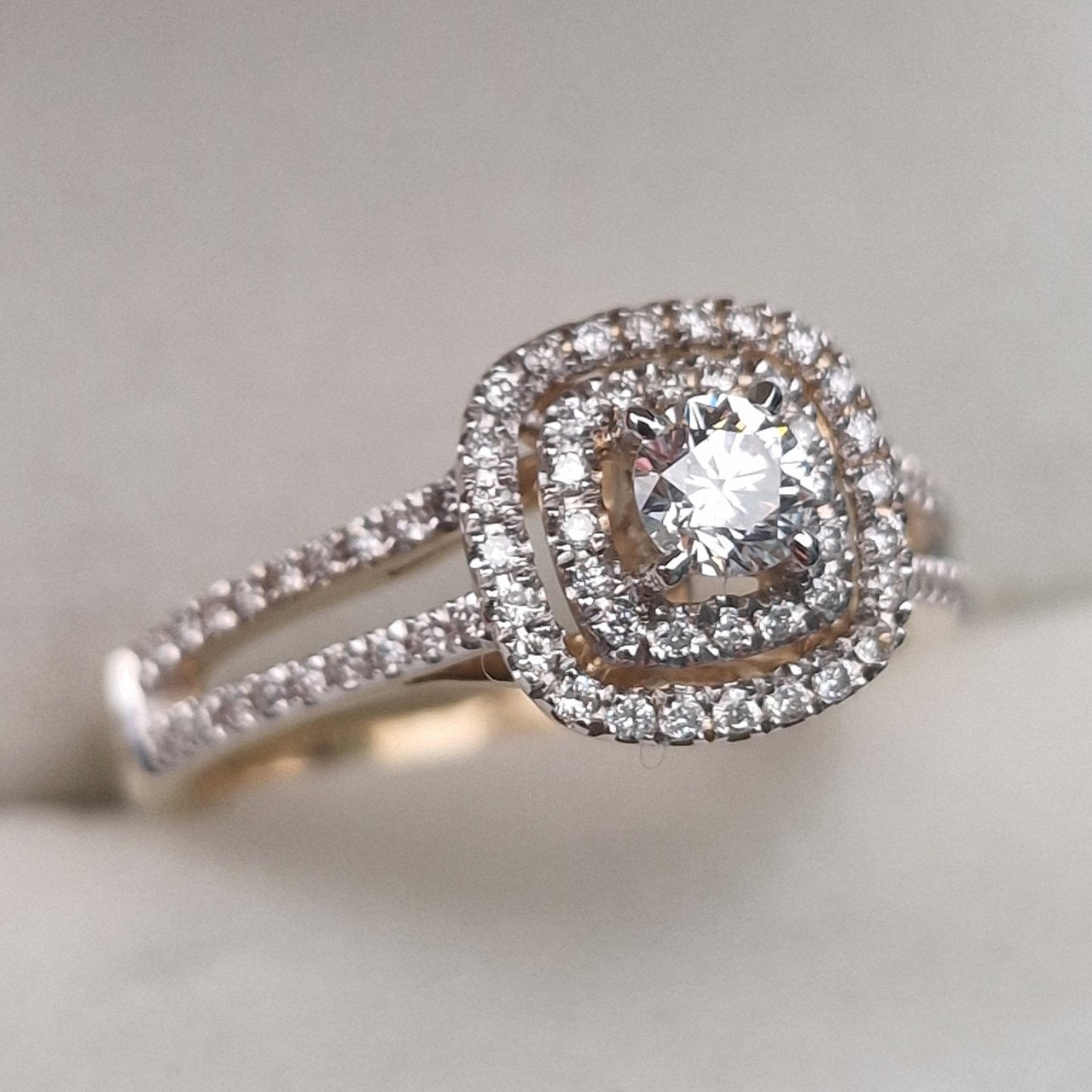 Кольцо Deimantas 104947801 17,5р 3,99гр 0,52ct. купить,NaN