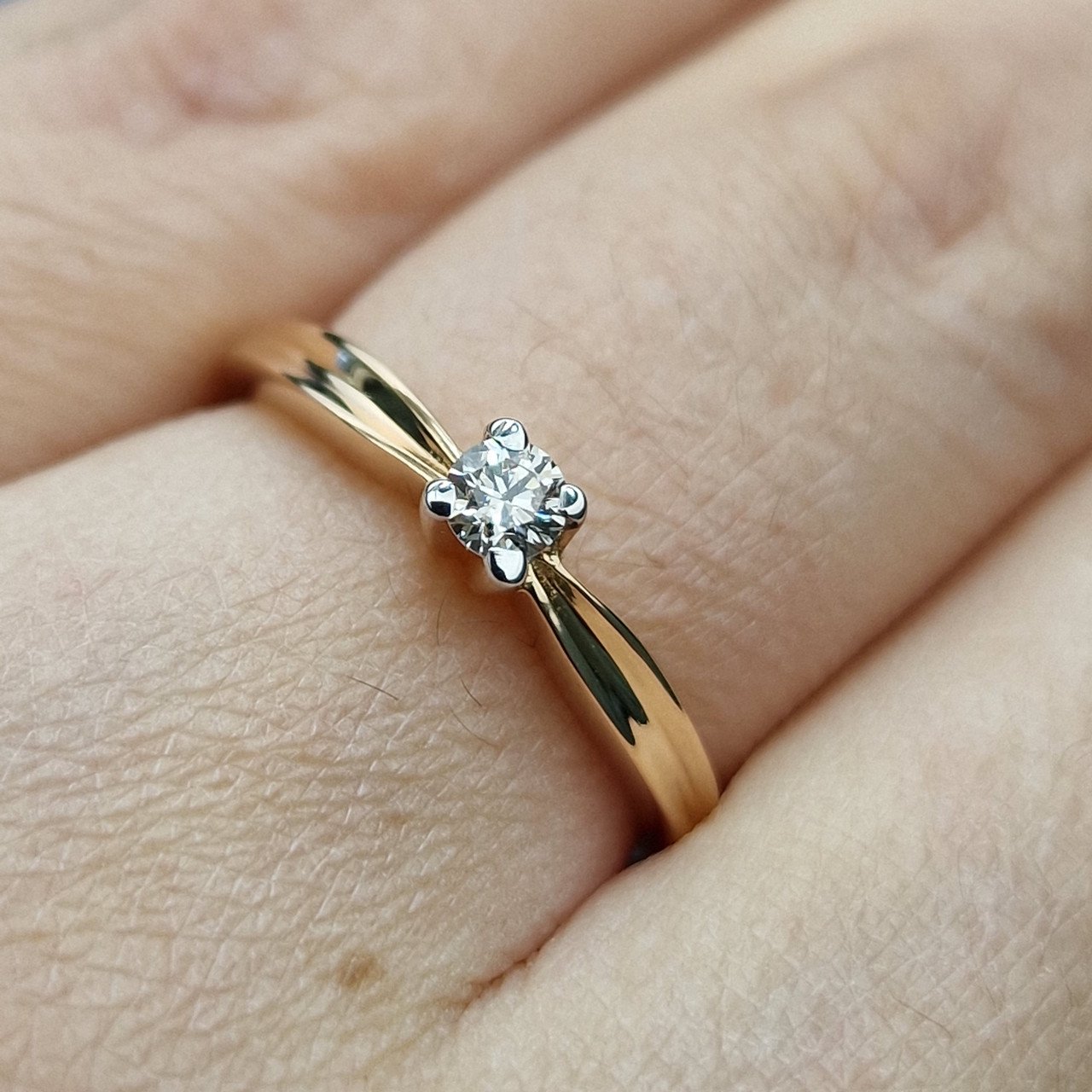 Кольцо Deimantas 104564074 16р 1,89гр 0,13ct. купить,NaN