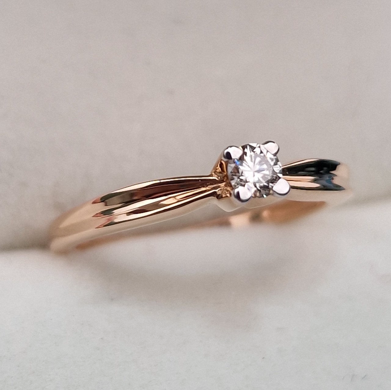Кольцо Deimantas 104564058 16,5р 1,97гр 0,135ct. купить,NaN