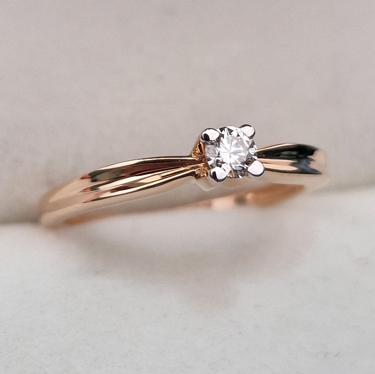 Кольцо Deimantas 104564074 16р 1,89гр 0,13ct. купить,NaN