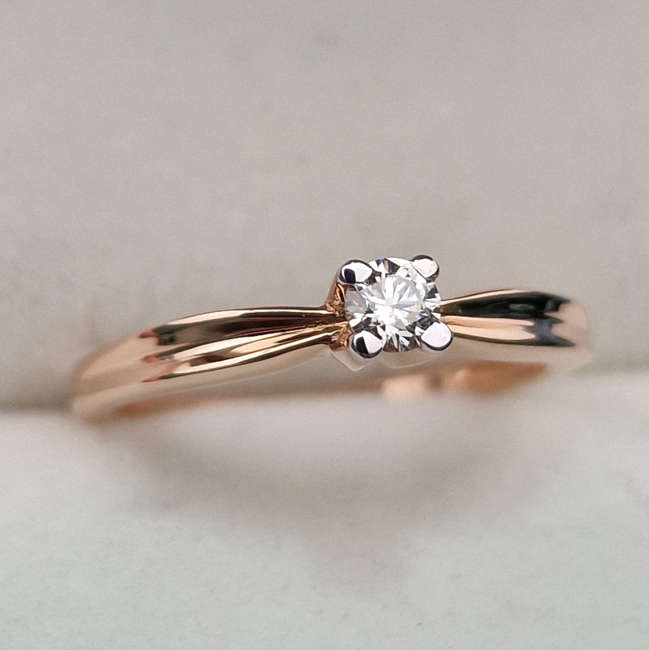 Кольцо Deimantas 104564074 16р 1,89гр 0,13ct. купить,NaN