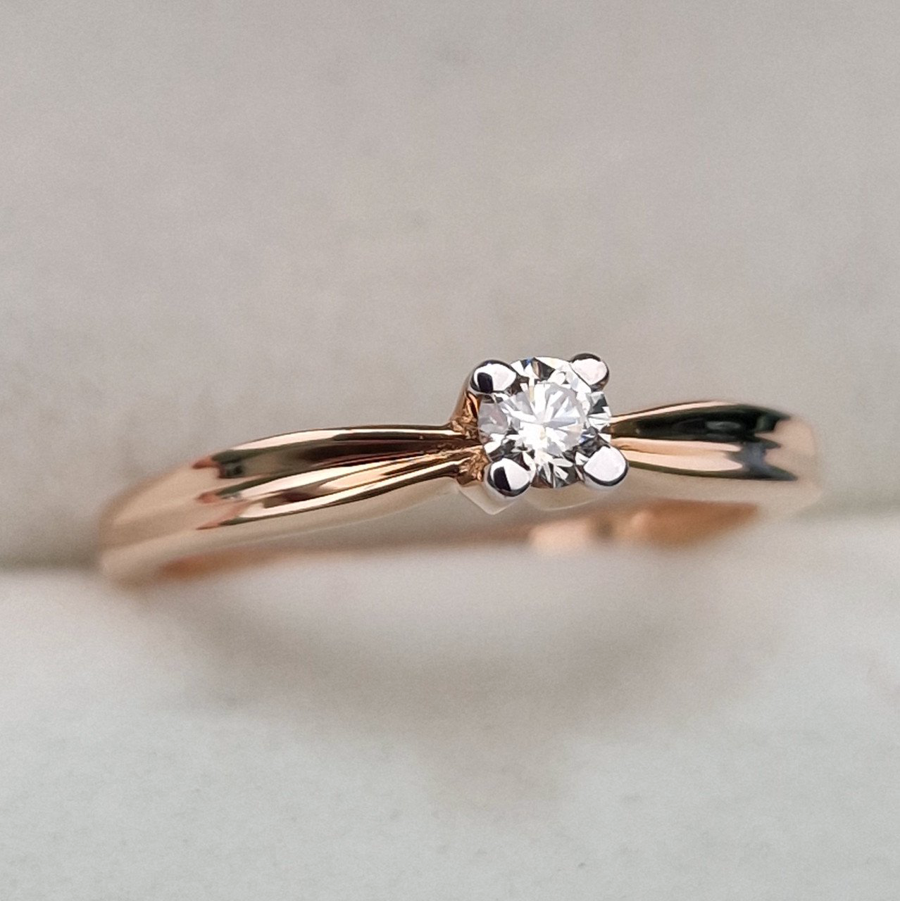 Кольцо Deimantas 104564074 16р 1,89гр 0,13ct. купить,NaN