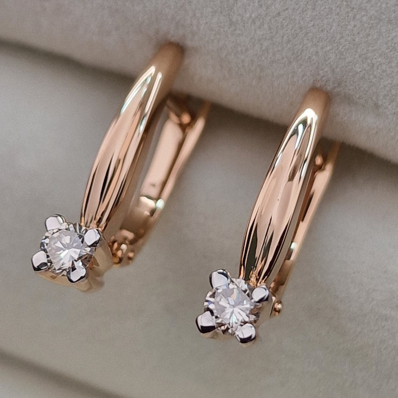 Серьги Deimantas 104564120 2,94гр 0,274ct. купить,NaN