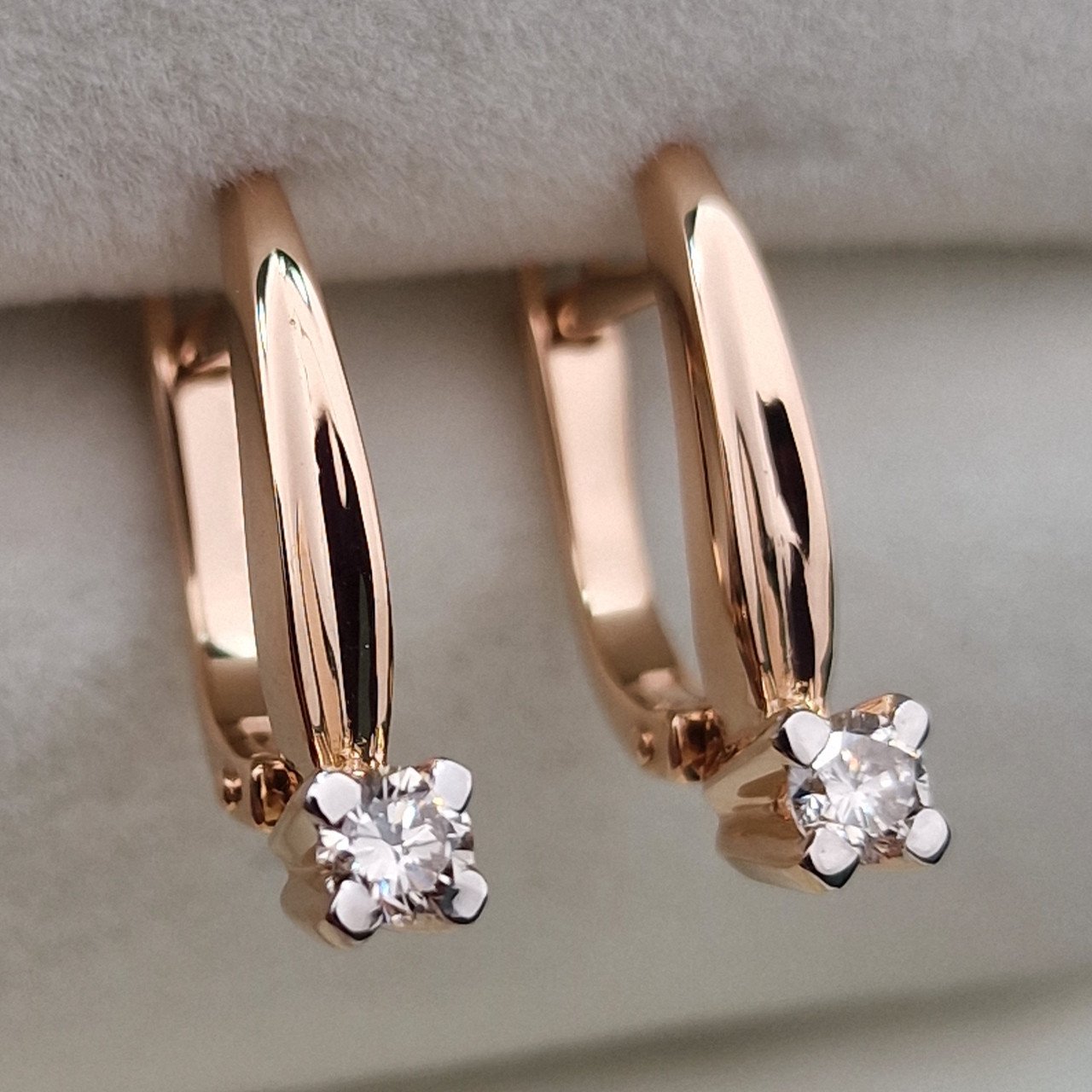 Серьги Deimantas 104564120 2,94гр 0,274ct. купить,NaN