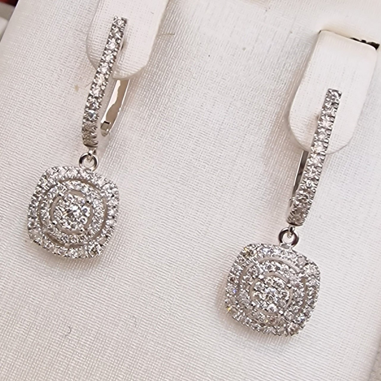 Серьги Deimantas 104950345 4,47гр 0,90ct. купить,NaN