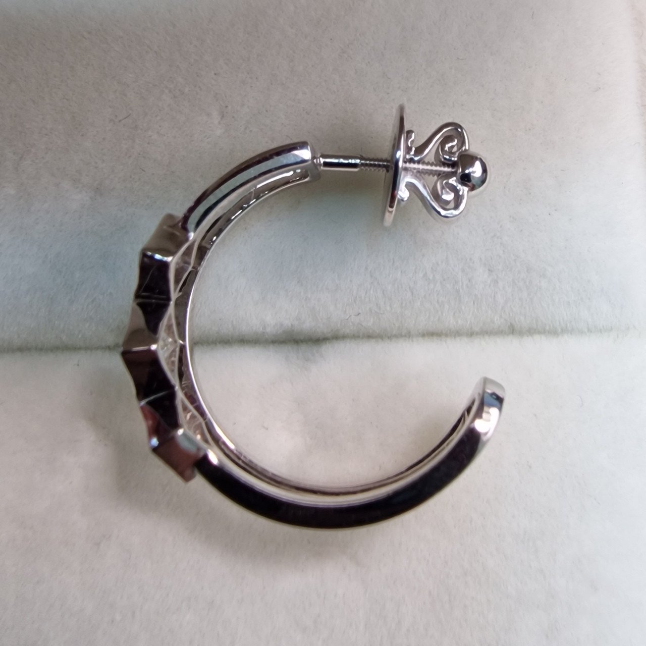 Серьги Deimantas 104962158 5,73гр 0,71ct. купить,NaN