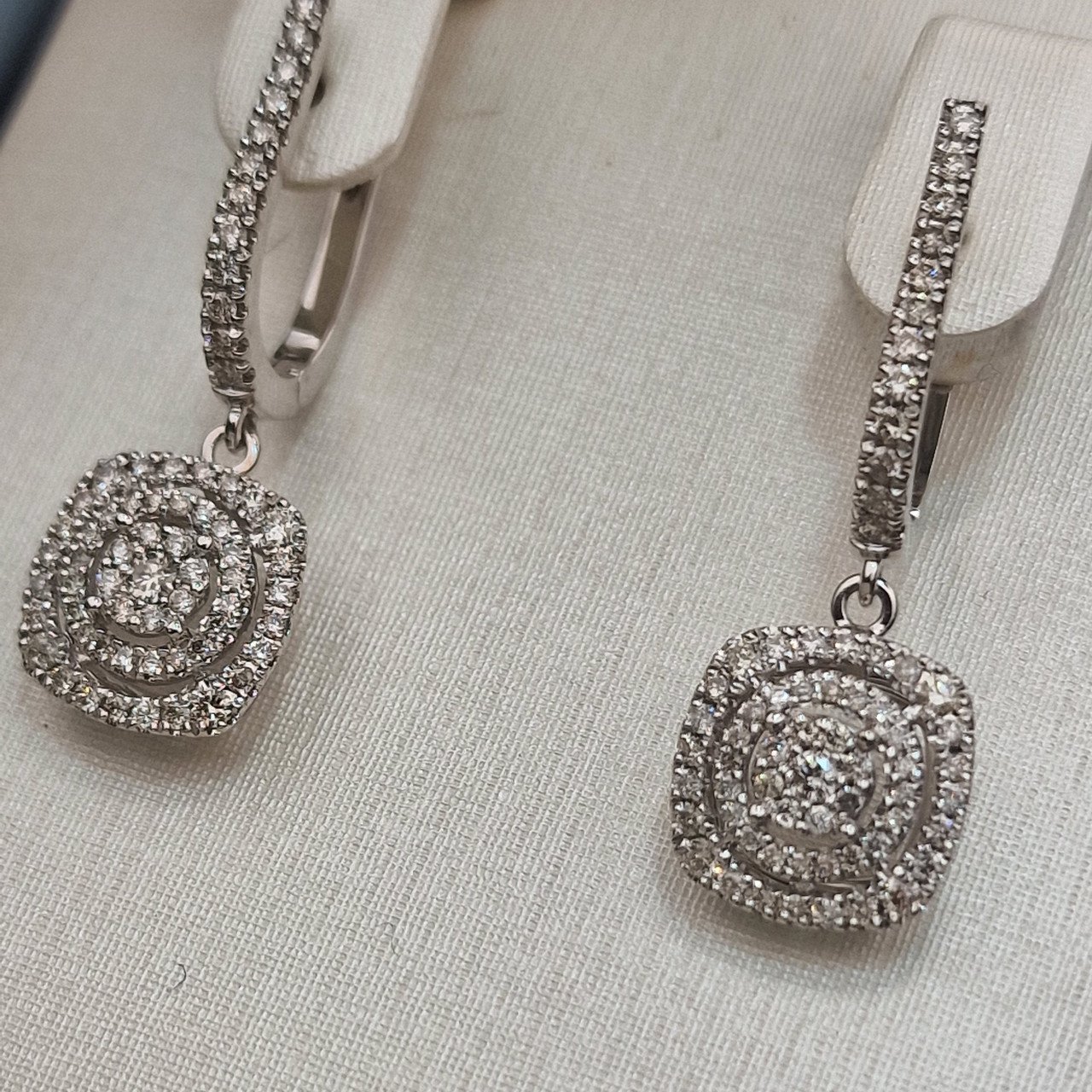 Серьги Deimantas 104950345 4,47гр 0,90ct. купить,NaN