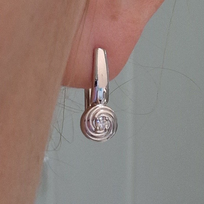 Серьги Deimantas 104564178 3,71гр 0,127ct. купить,NaN