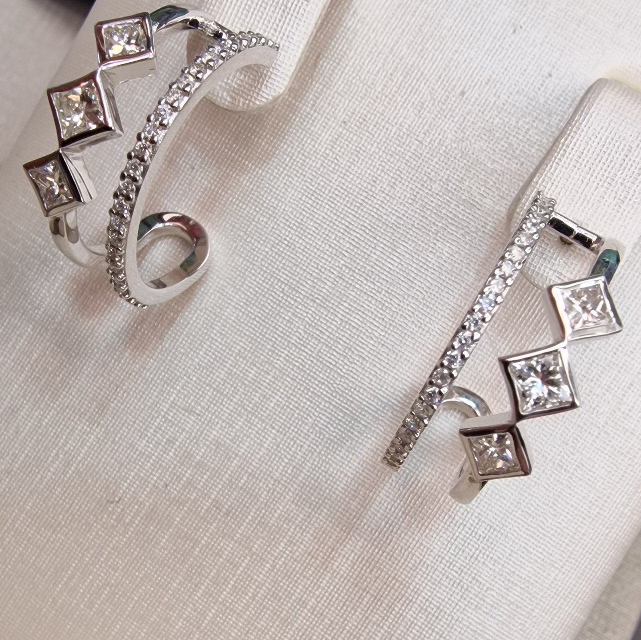 Серьги Deimantas 104962158 5,73гр 0,71ct. купить,NaN