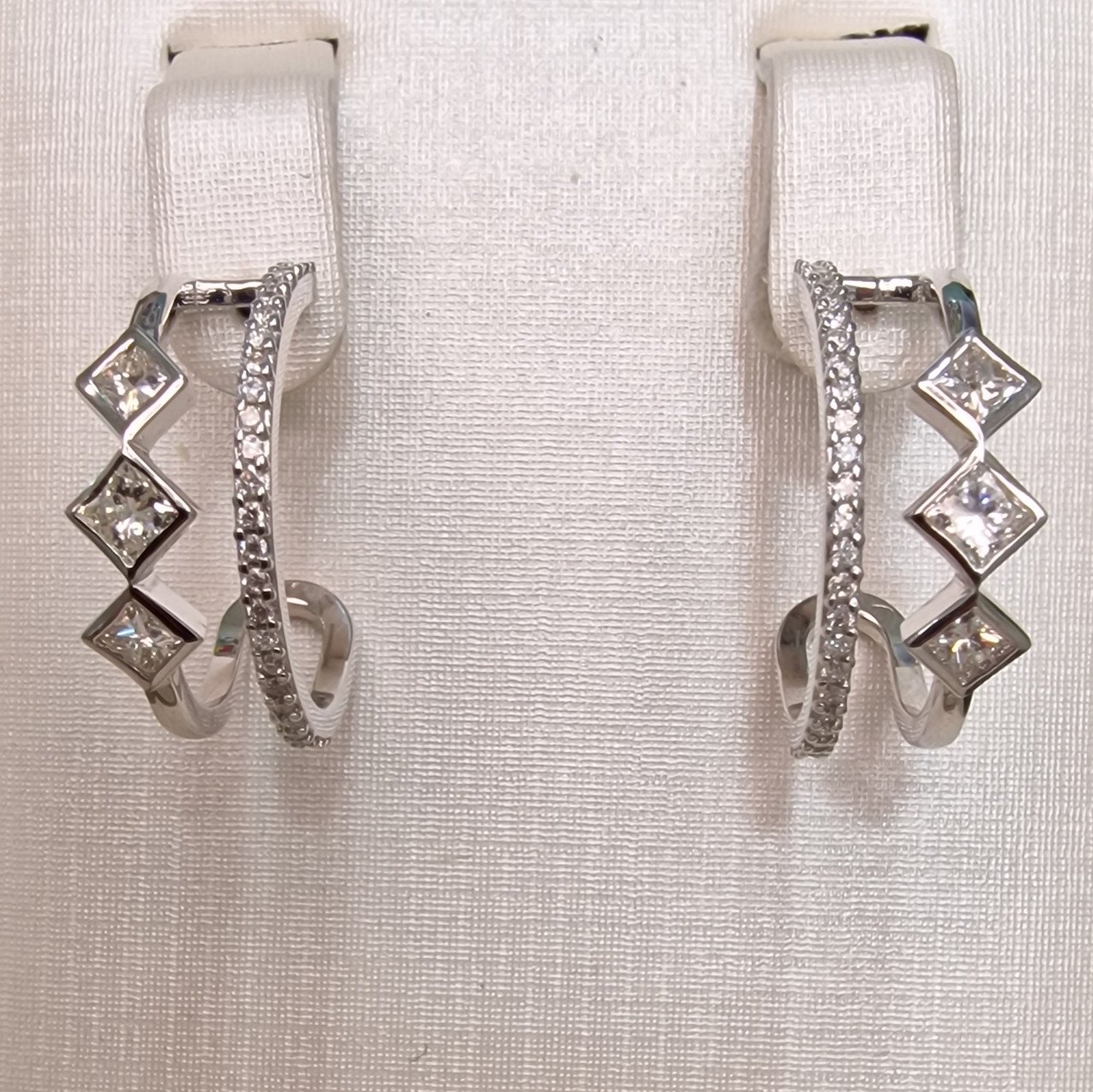 Серьги Deimantas 104962158 5,73гр 0,71ct. купить,NaN