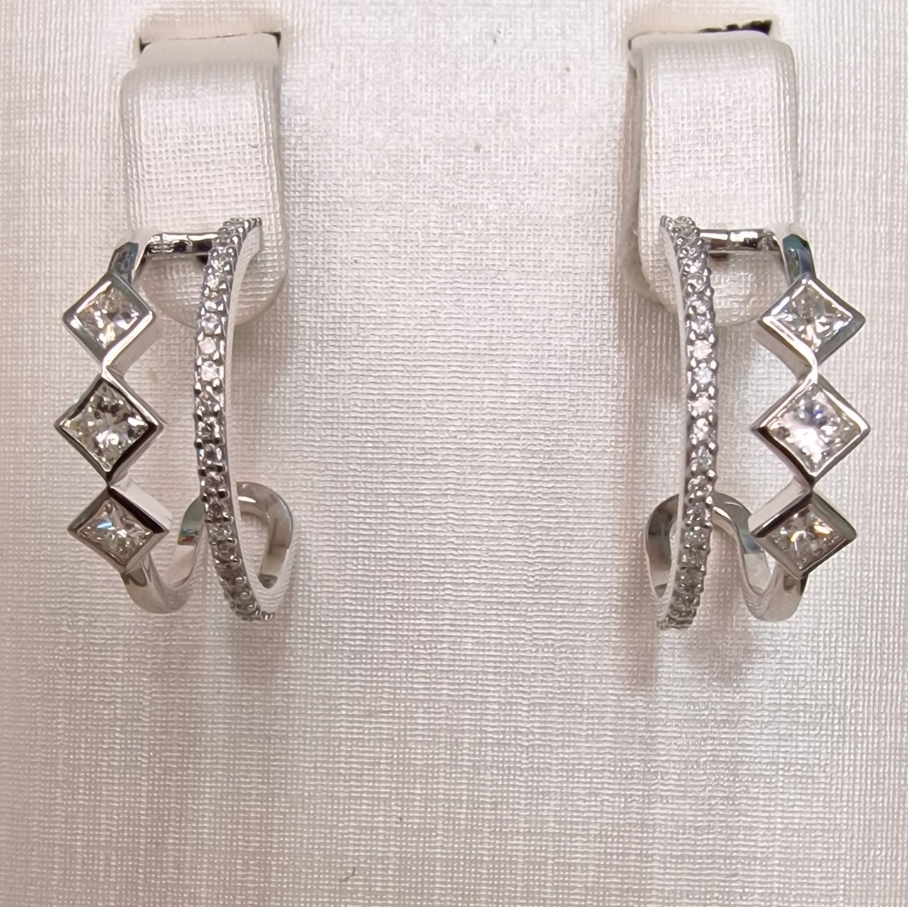 Серьги Deimantas 104962158 5,73гр 0,71ct. купить,NaN