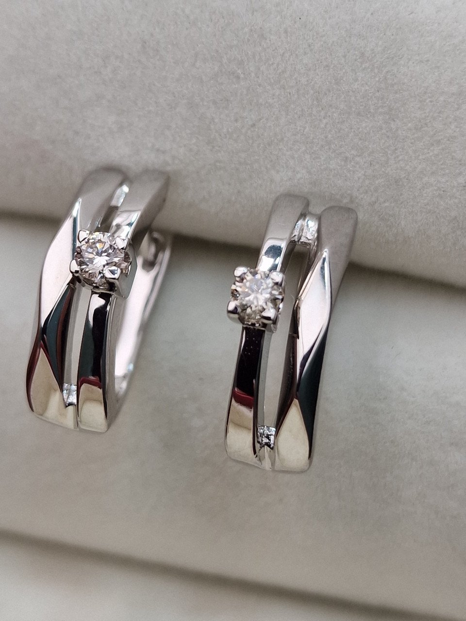 Серьги Deimantas 104564154 4,42гр 0,194ct. купить,NaN