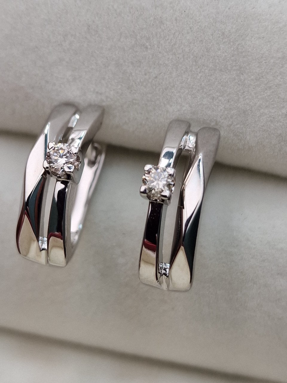 Серьги Deimantas 104564154 4,42гр 0,194ct. купить,NaN