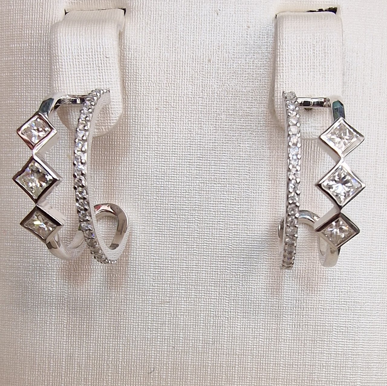 Серьги Deimantas 104962158 5,73гр 0,71ct. купить,NaN