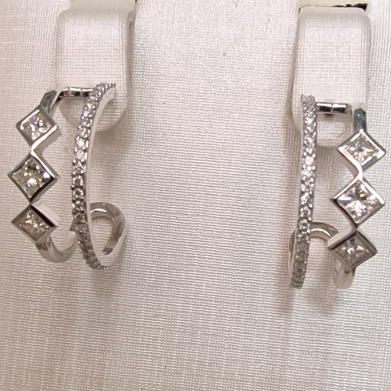 Серьги Deimantas 104962158 5,73гр 0,71ct. купить,NaN