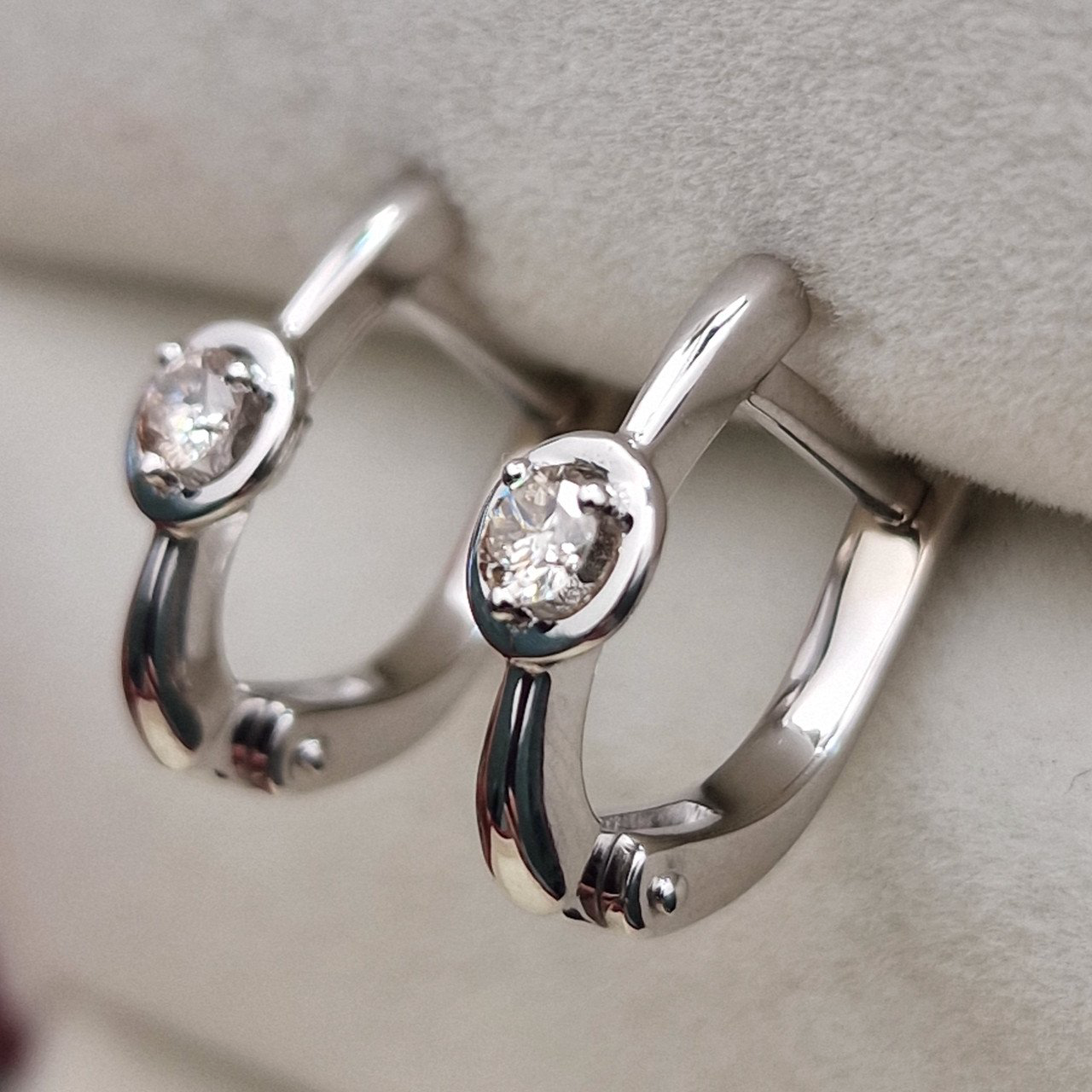 Серьги Deimantas 104564221 2,63гр 0,198ct. купить,NaN