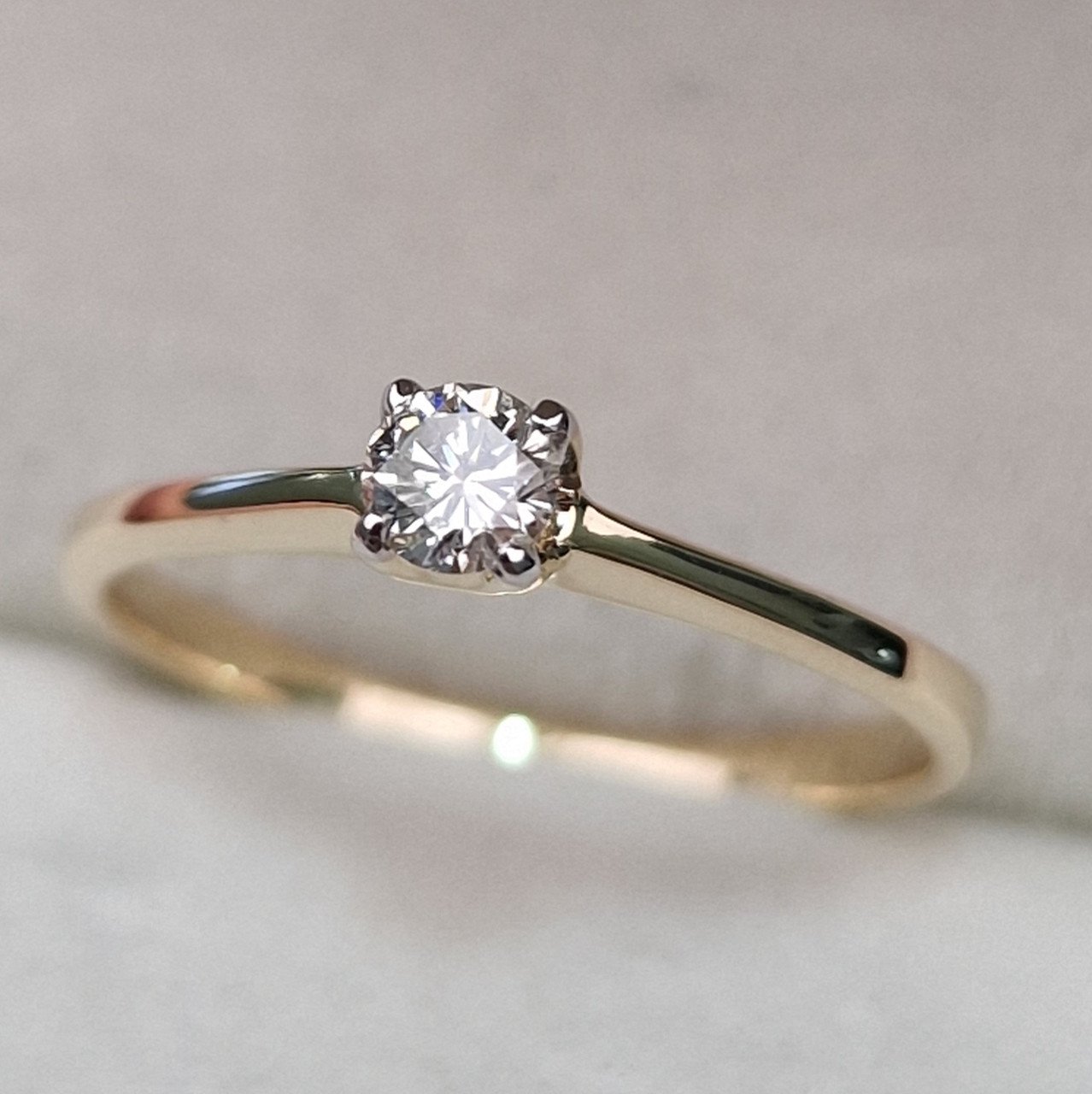 Кольцо Deimantas 104569150 16,5р 1,54гр 0,17ct. купить,NaN
