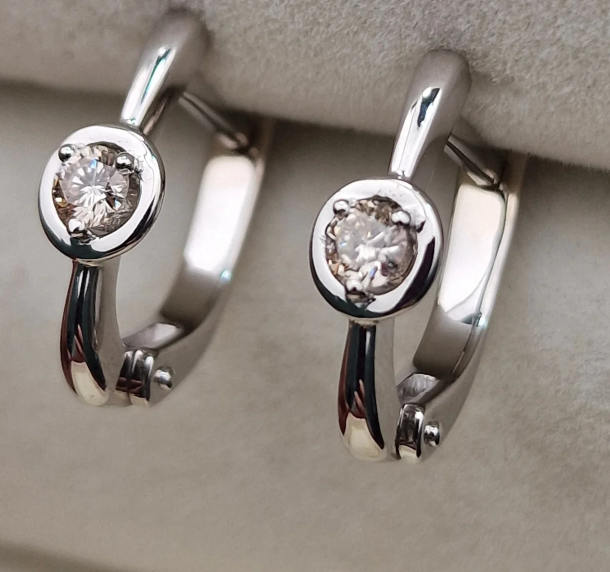 Комплект Deimantas 104589771 0,12ct 0,198ct. купить,NaN