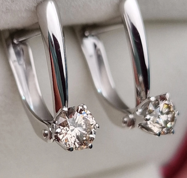 Комплект Deimantas 104963700 0,53ct 0,624ct. купить,NaN