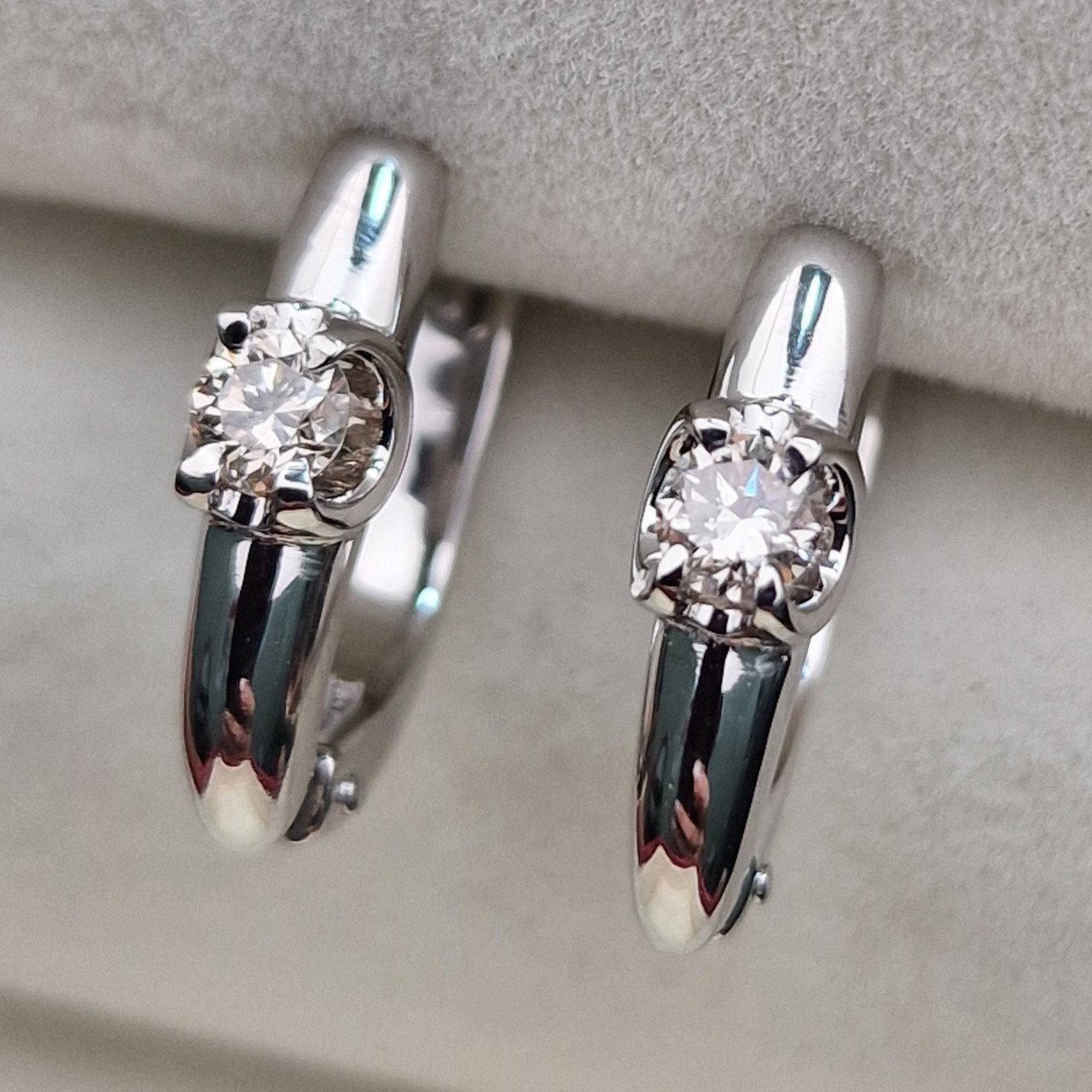 Серьги Deimantas 104590576 2,93гр 0,274ct. купить,NaN