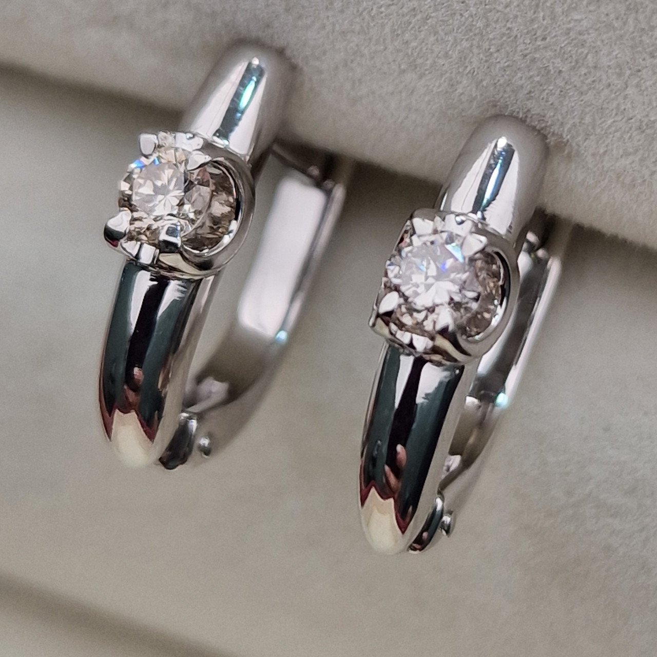 Серьги Deimantas 104590576 2,93гр 0,274ct. купить,NaN
