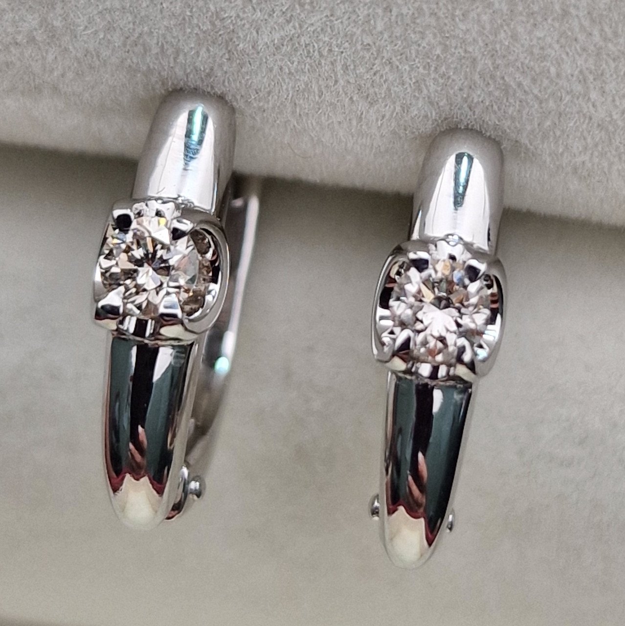 Серьги Deimantas 104590576 2,93гр 0,274ct. купить,NaN