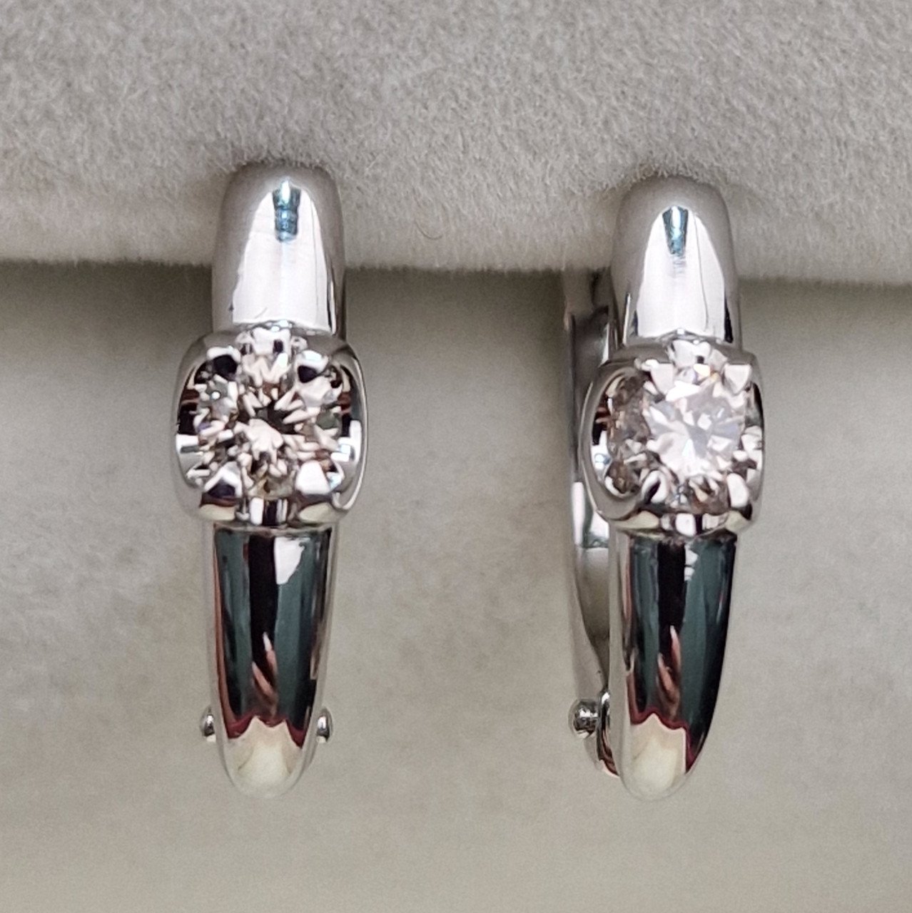 Серьги Deimantas 104590576 2,93гр 0,274ct. купить,NaN