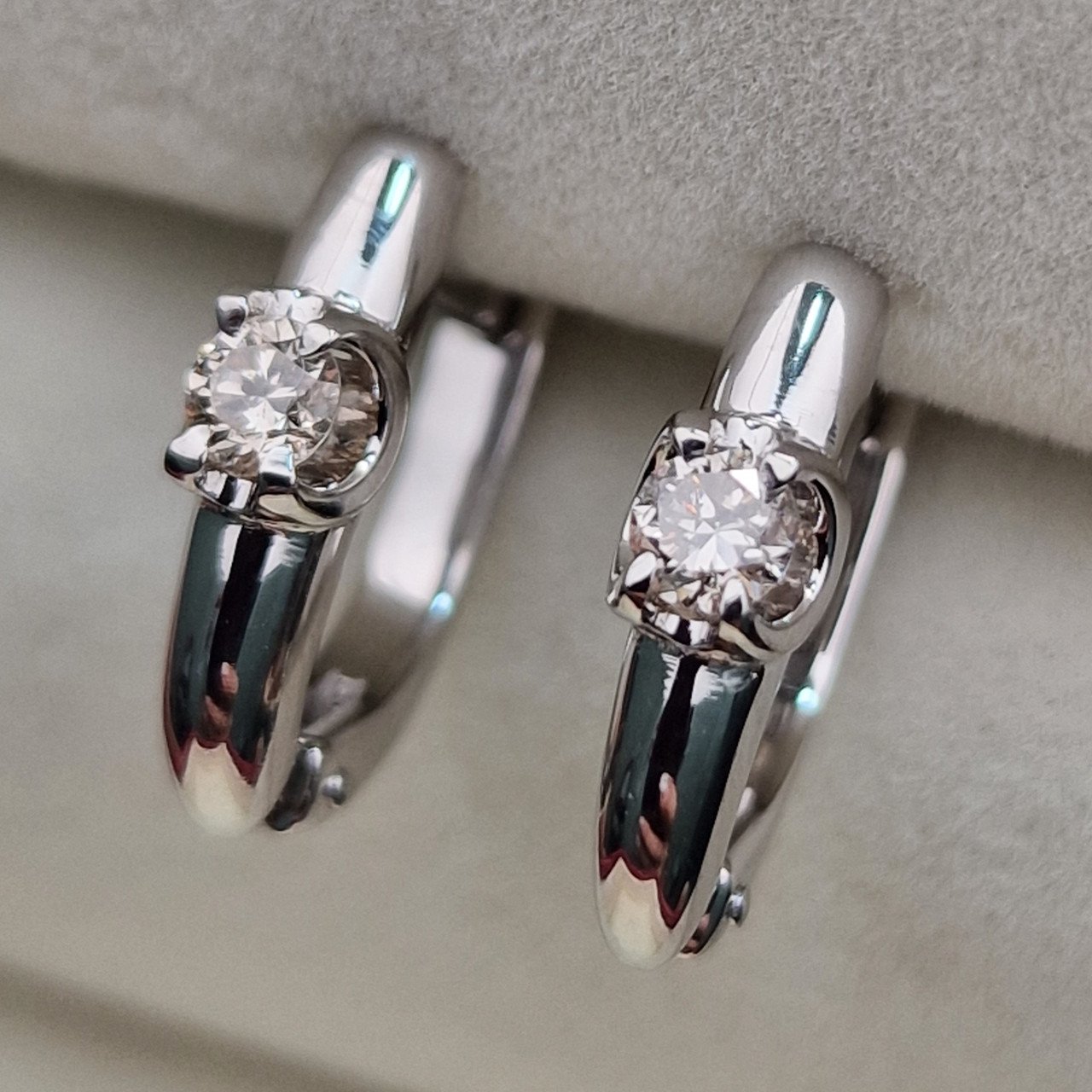 Серьги Deimantas 104590576 2,93гр 0,274ct. купить,NaN