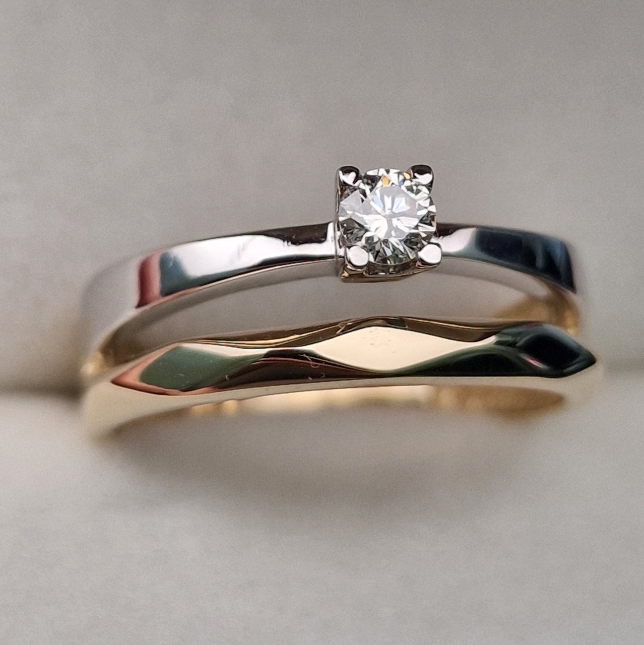 Кольцо Deimantas 104591320 18,5р 3,63гр 0,17ct. купить,NaN