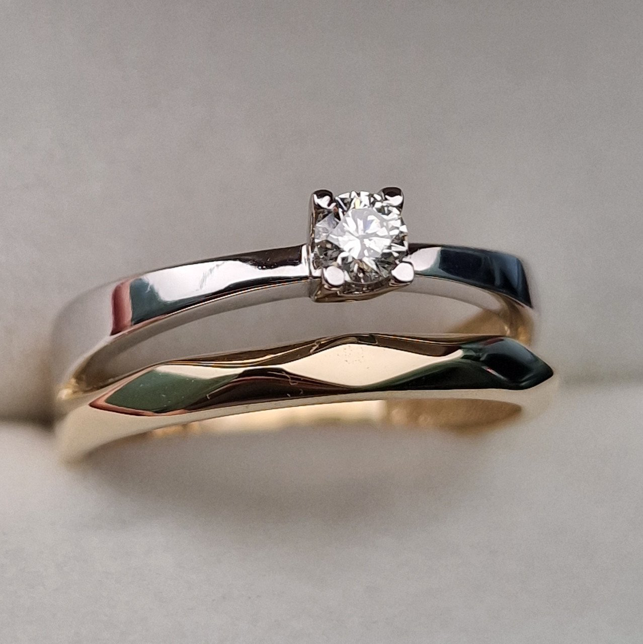 Кольцо Deimantas 104591320 18,5р 3,63гр 0,17ct. купить,NaN
