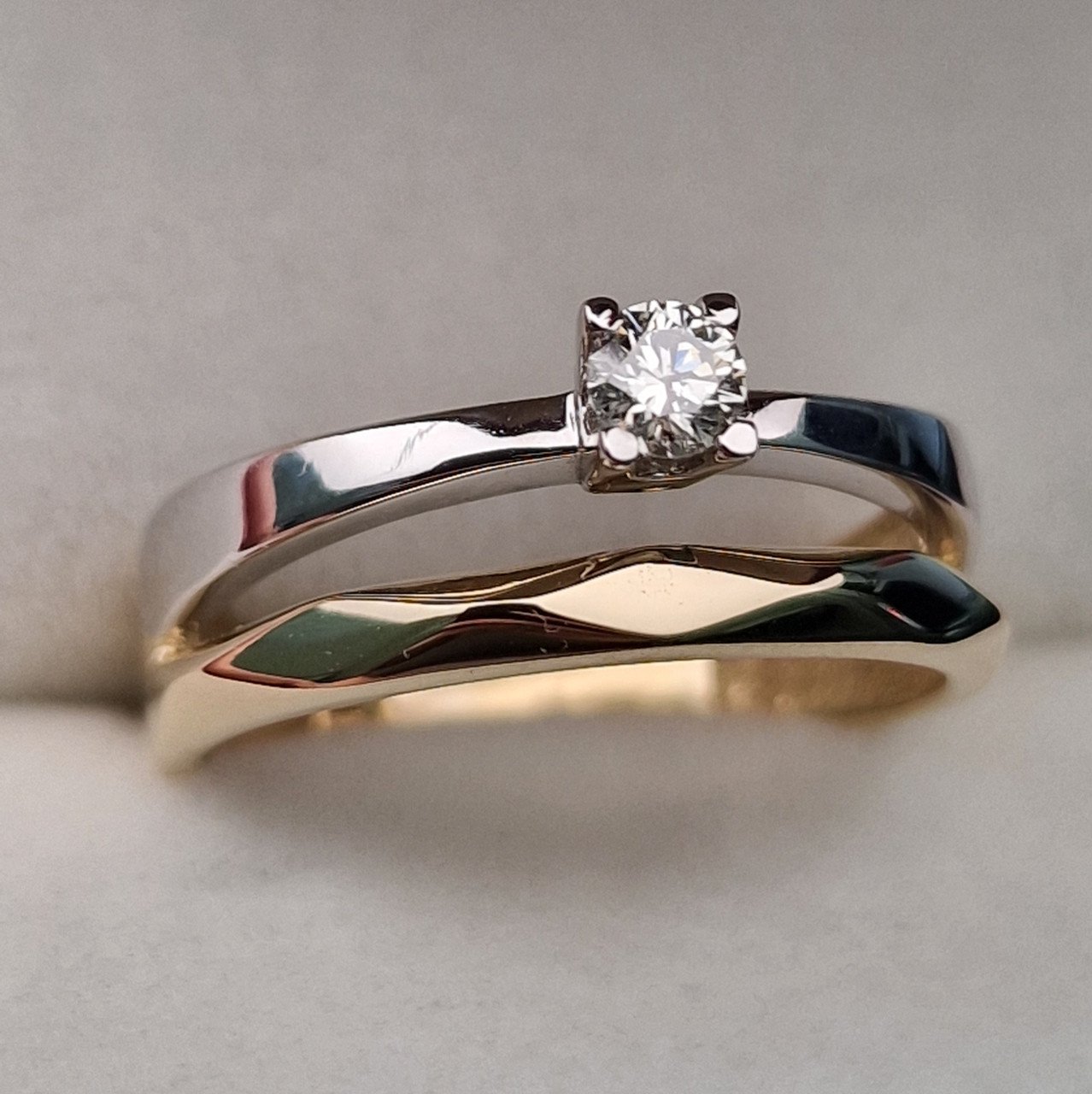Кольцо Deimantas 104591320 18,5р 3,63гр 0,17ct. купить,NaN