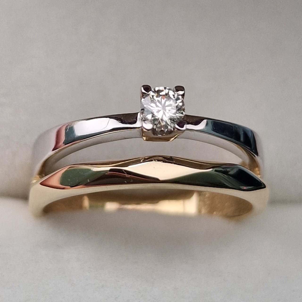 Кольцо Deimantas 104591320 18,5р 3,63гр 0,17ct. купить,NaN