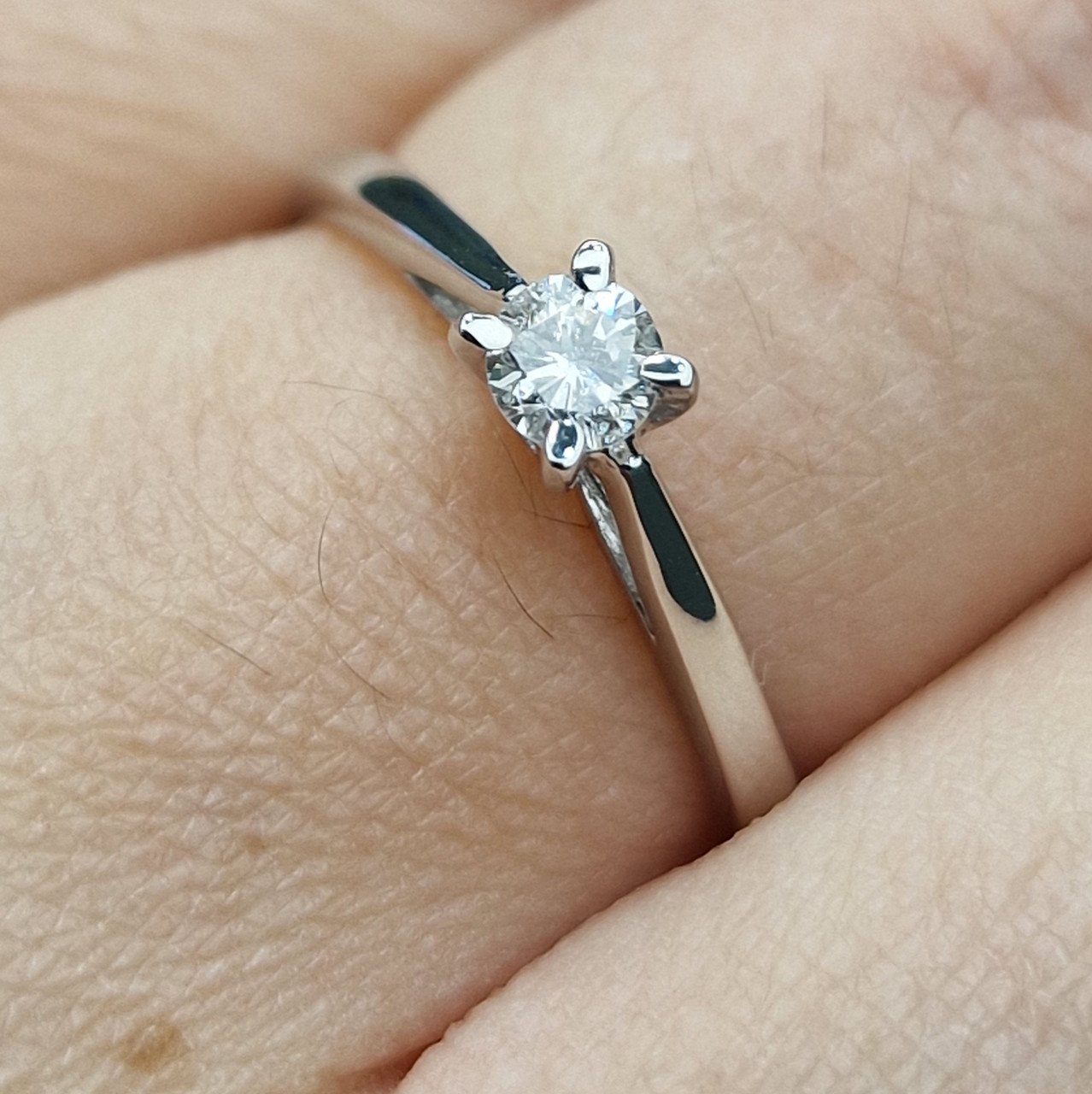 Кольцо Deimantas 104591343 16,5р 1,63гр 0,20ct. купить,NaN