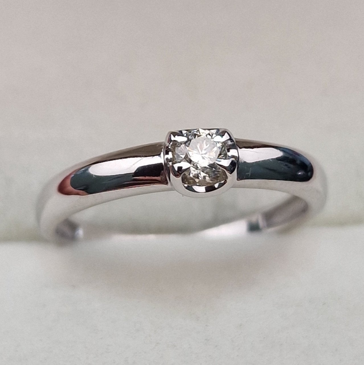 Кольцо Deimantas 104591421 16,5р 1,92гр 0,134ct. купить,NaN