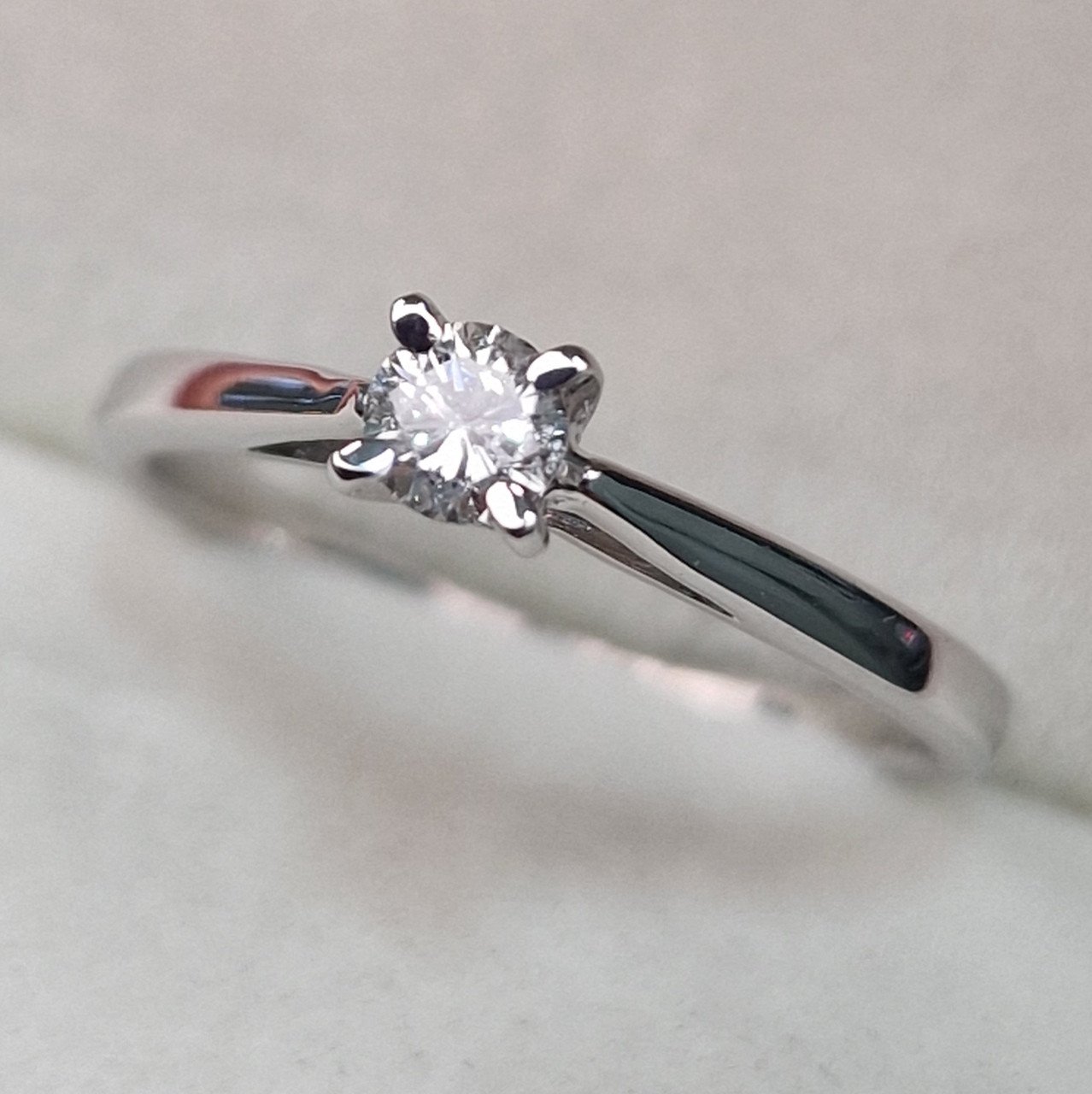 Кольцо Deimantas 104591343 16,5р 1,63гр 0,20ct. купить,NaN