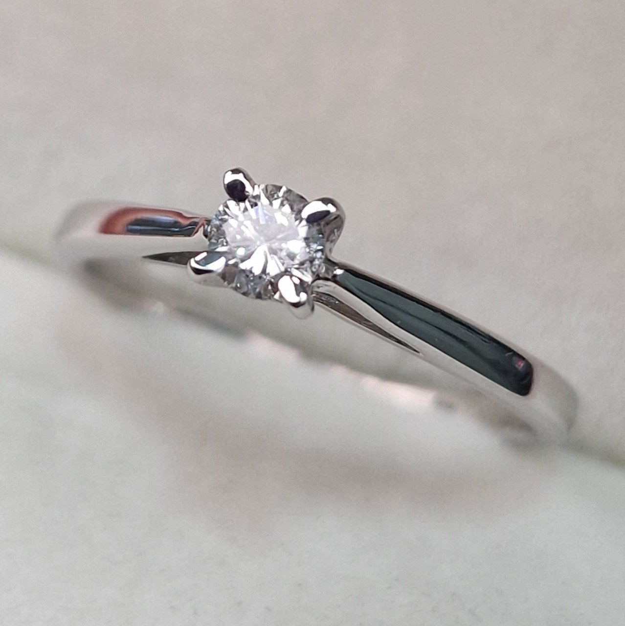 Кольцо Deimantas 104591343 16,5р 1,63гр 0,20ct. купить,NaN