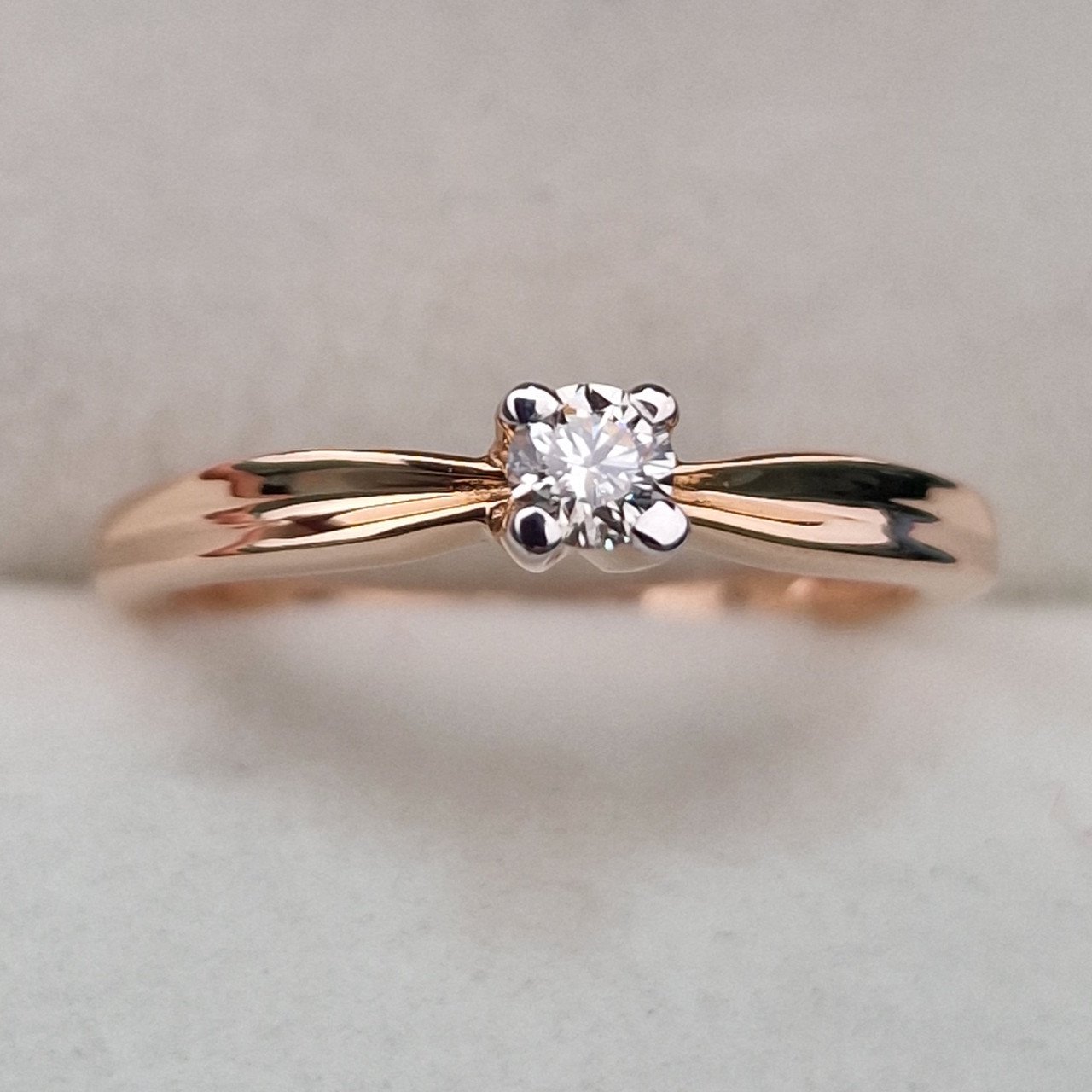 Кольцо Deimantas 104593142 16,5р 1,92гр 0,12ct. купить,NaN