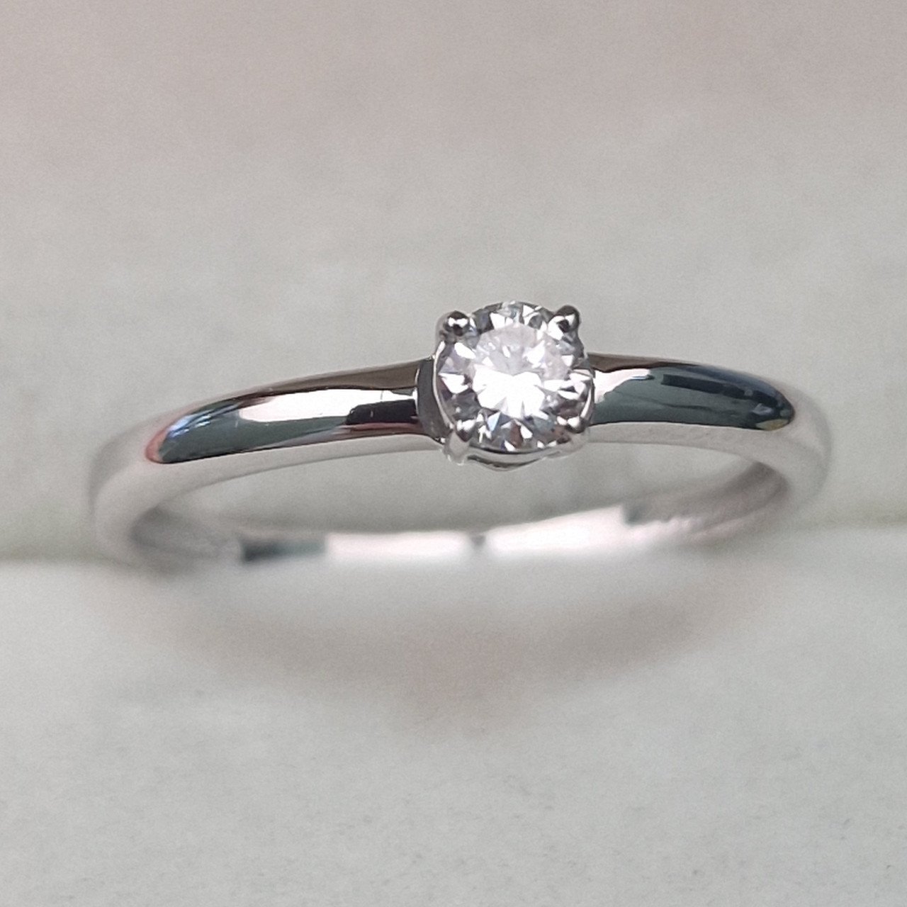 Кольцо Deimantas 104622638 16р 1,29гр 0,16ct. купить,NaN