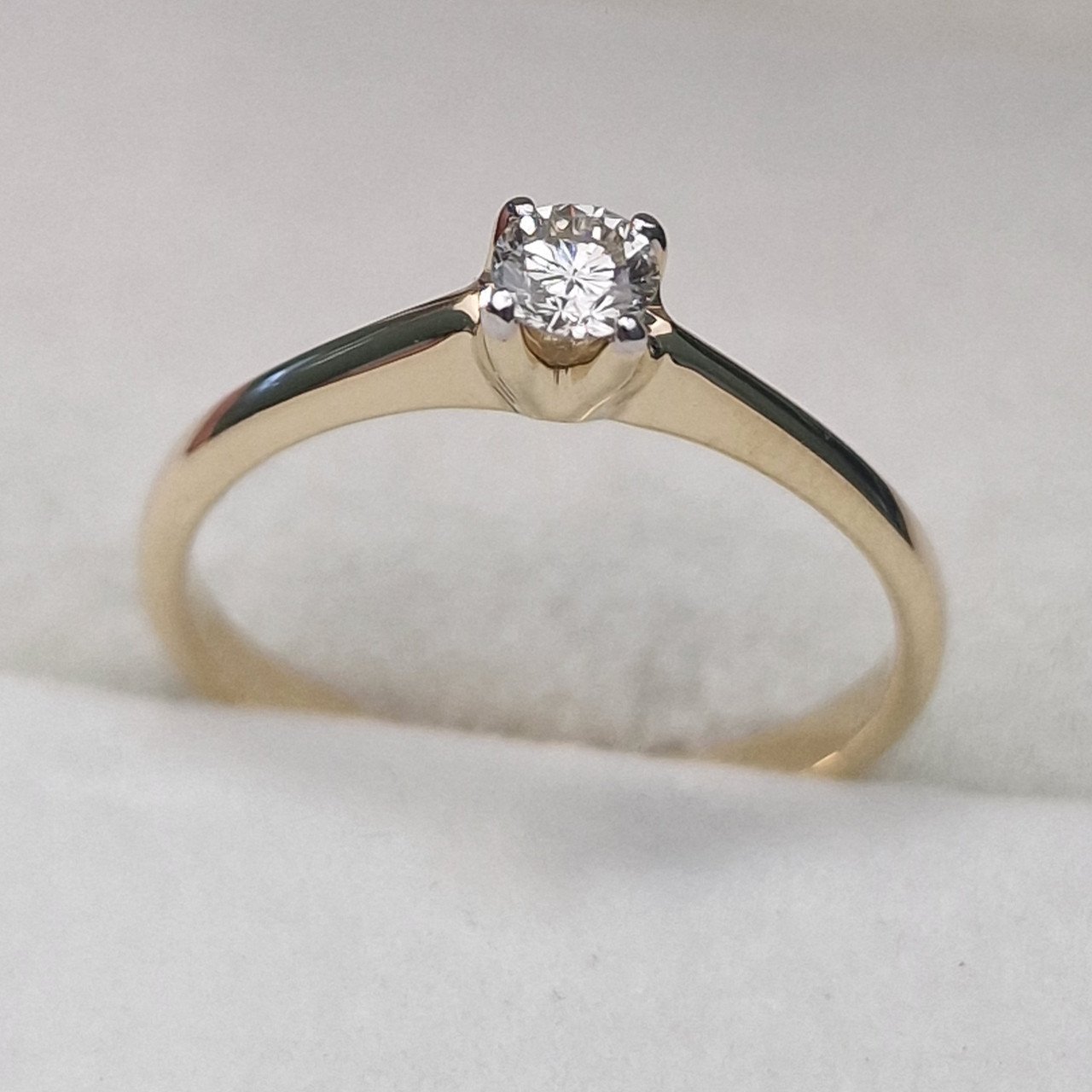 Кольцо Deimantas 104622640 16р 1,62гр 0,17ct. купить,NaN