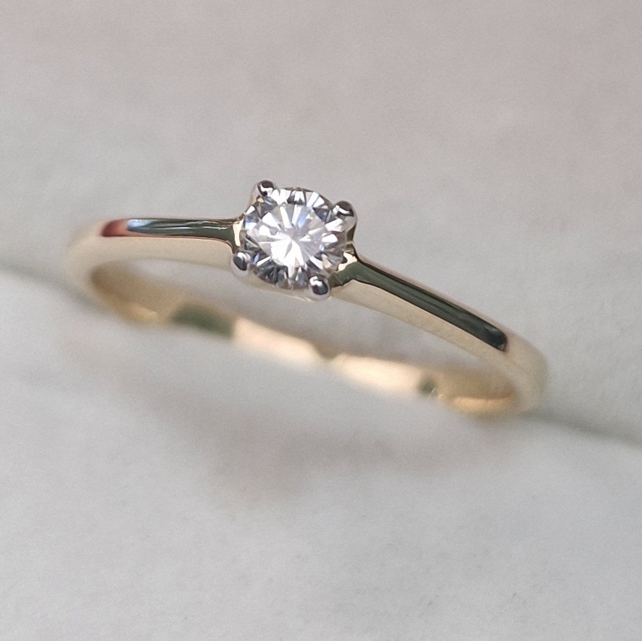 Кольцо Deimantas 104622640 16р 1,62гр 0,17ct. купить,NaN