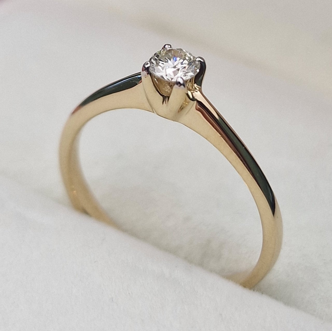 Кольцо Deimantas 104622640 16р 1,62гр 0,17ct. купить,NaN