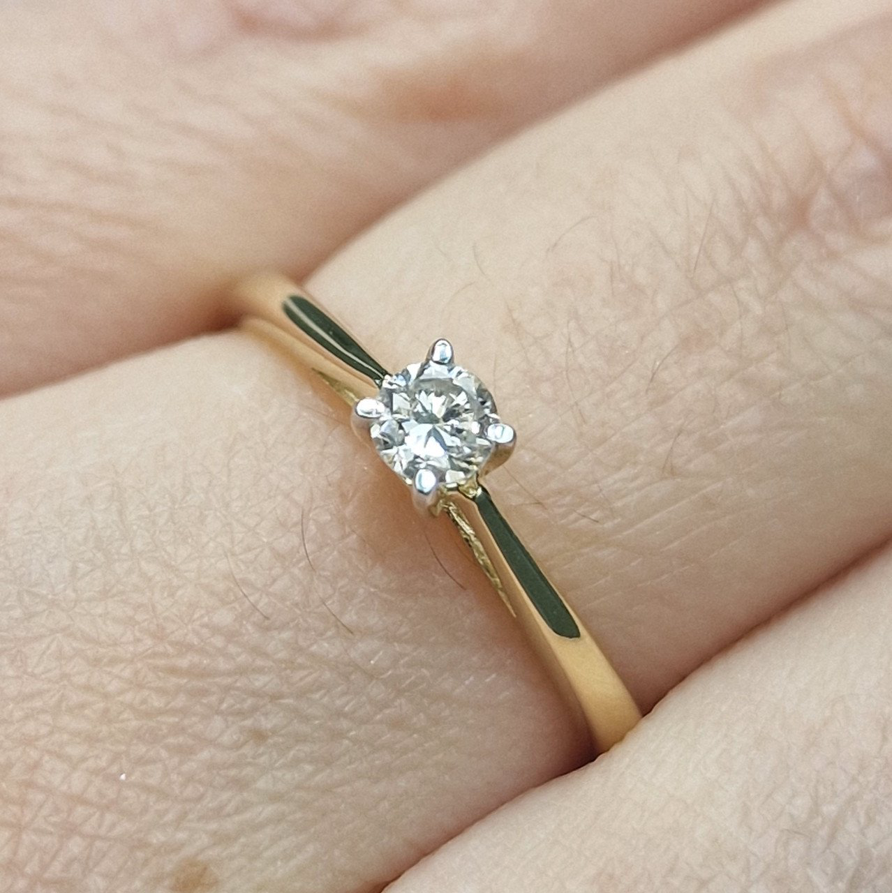 Кольцо Deimantas 104622645 17р 1,8гр 0,185ct. купить,NaN