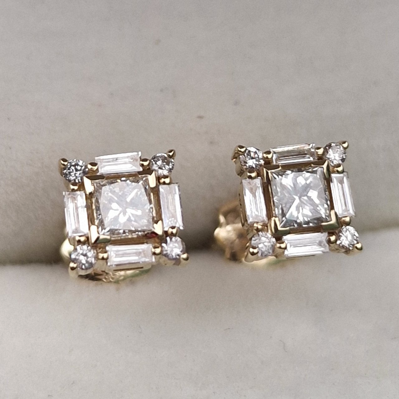Серьги Deimantas 105021612 2,02гр 0,70ct. купить,NaN