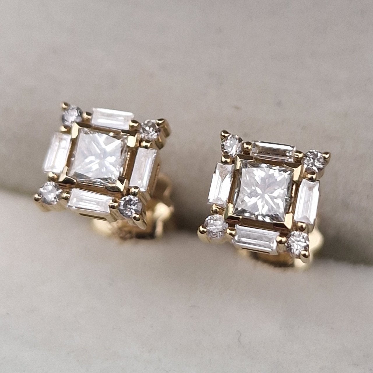 Серьги Deimantas 105021612 2,02гр 0,70ct. купить,NaN