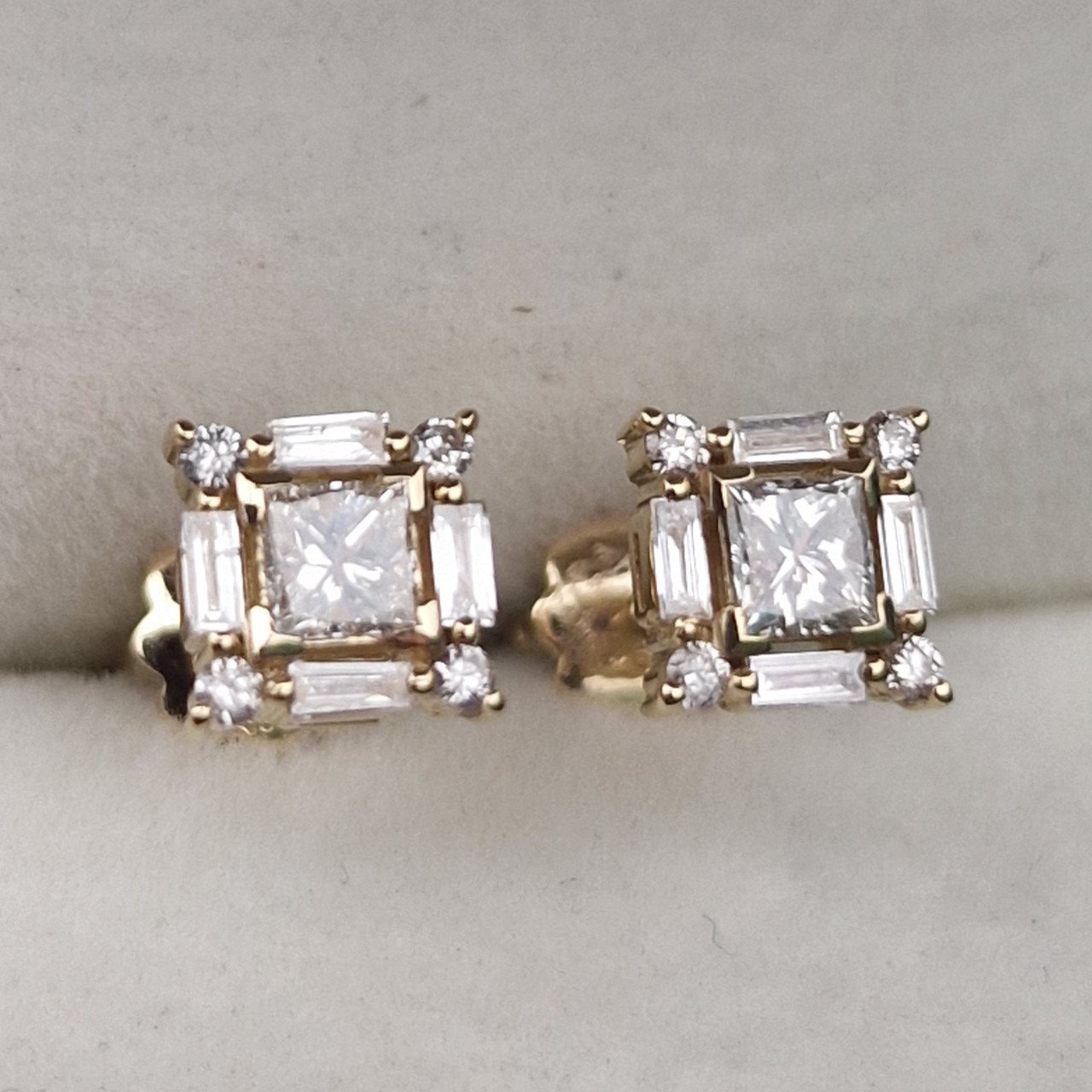 Серьги Deimantas 105021612 2,02гр 0,70ct. купить,NaN