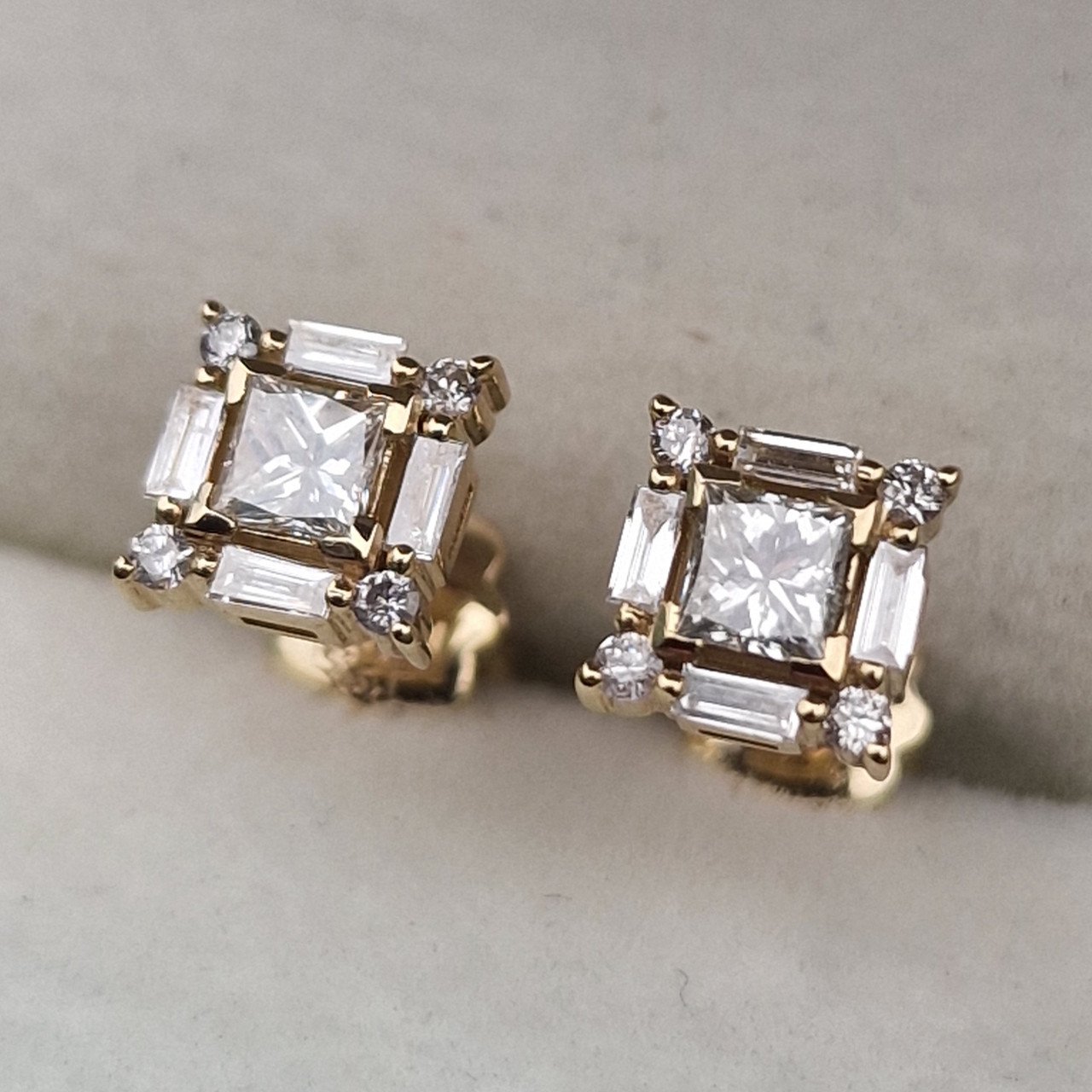 Серьги Deimantas 105021612 2,02гр 0,70ct. купить,NaN