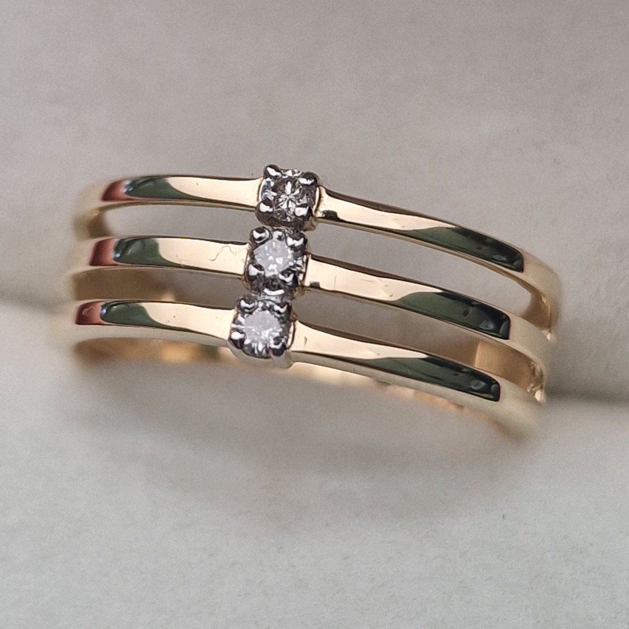 Кольцо Deimantas 104622647 18р 3,26гр 0,096ct. купить,NaN