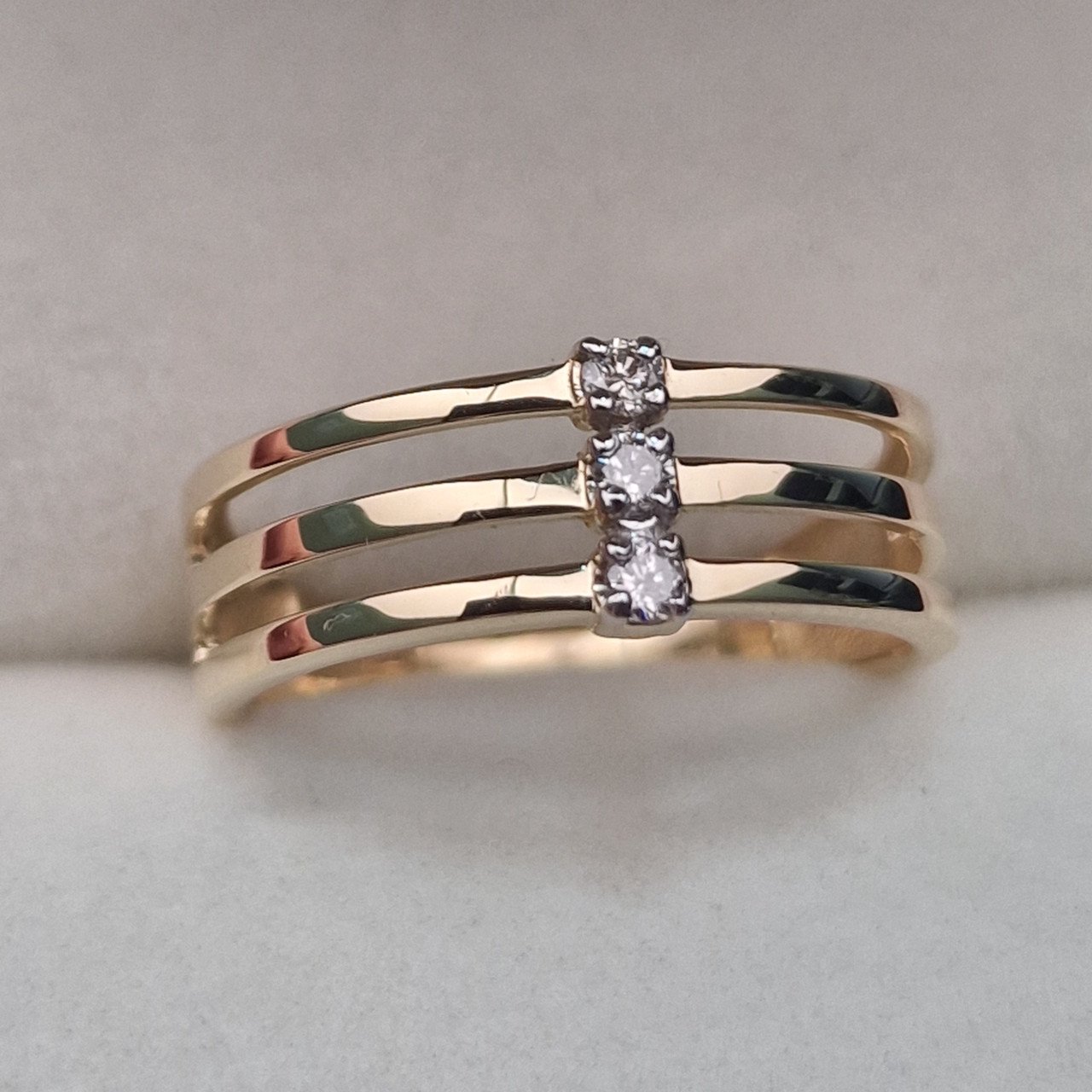 Кольцо Deimantas 104622647 18р 3,26гр 0,096ct. купить,NaN