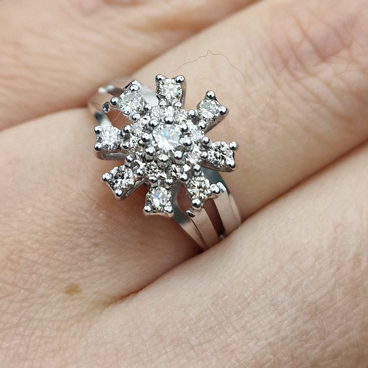 Кольцо Deimantas 104722692 17р 4,3гр 0,461ct. купить,NaN