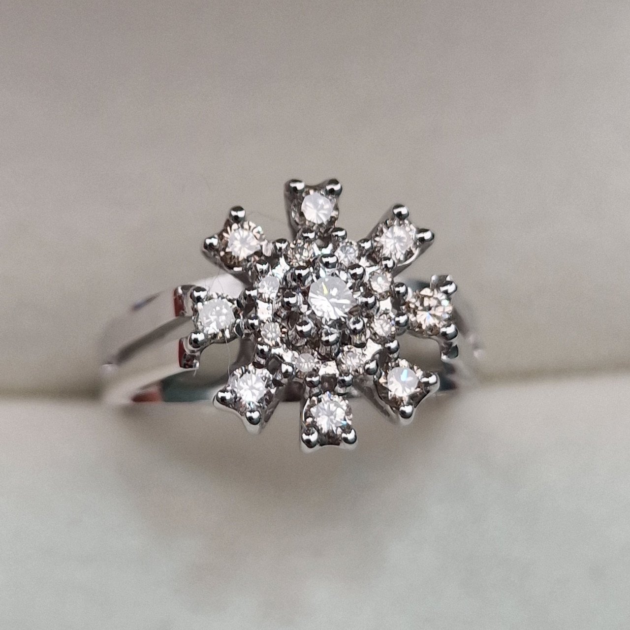 Кольцо Deimantas 104722692 17р 4,3гр 0,461ct. купить,NaN